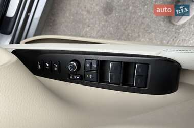 Седан Toyota Camry 2021 в 
