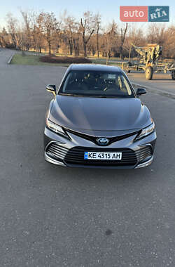 Седан Toyota Camry 2021 в Кривом Роге