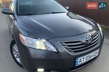 Седан Toyota Camry 2007 в Надворной