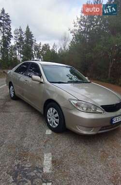 Седан Toyota Camry 2006 в Черкасах