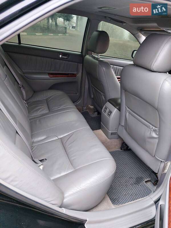 Седан Toyota Camry 2005 в Виннице