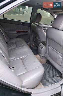 Седан Toyota Camry 2005 в 