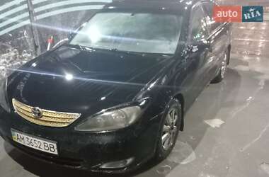 Седан Toyota Camry 2004 в Коростені