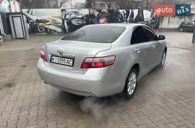 Седан Toyota Camry 2006 в Умані