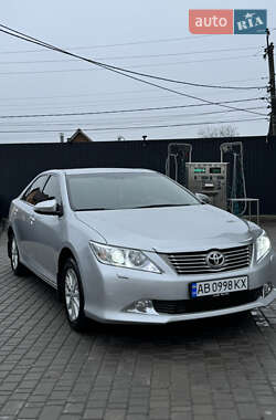 Седан Toyota Camry 2013 в Вінниці