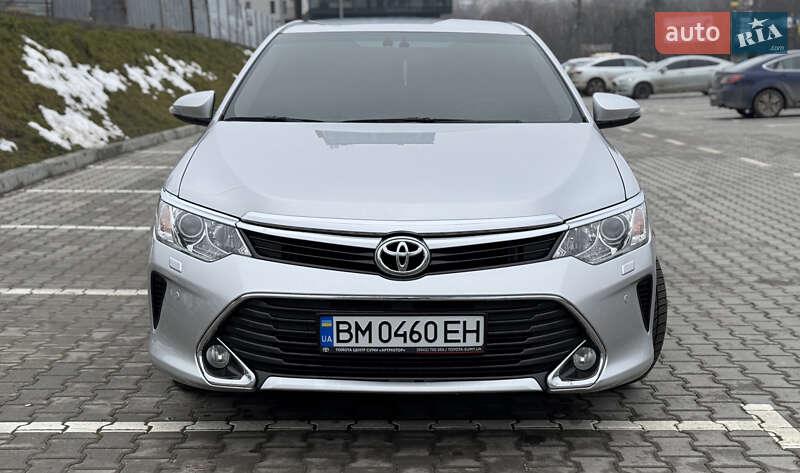 Седан Toyota Camry 2016 в Тернополі