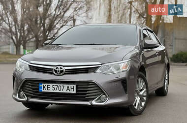 Toyota Camry 2015