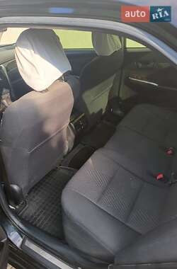Седан Toyota Camry 2016 в 
