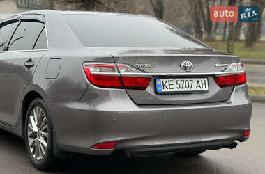 Седан Toyota Camry 2015 в Дніпрі