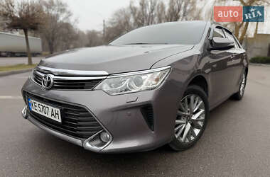 Седан Toyota Camry 2015 в Дніпрі