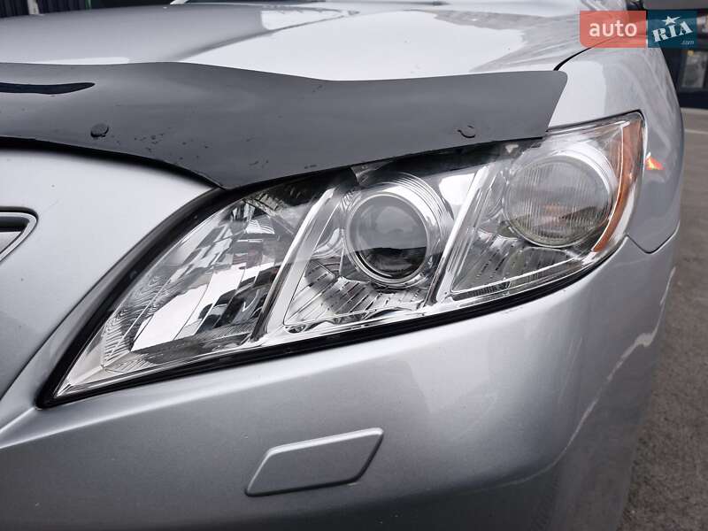 Седан Toyota Camry 2007 в Киеве