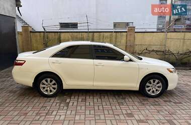 Седан Toyota Camry 2006 в Калуші