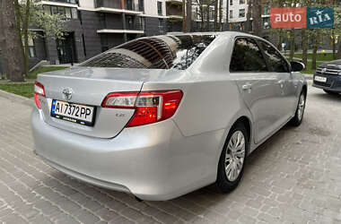 Седан Toyota Camry 2013 в Броварах