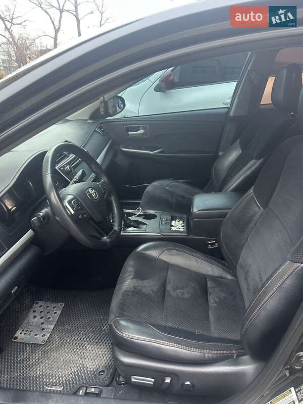 Седан Toyota Camry 2015 в Киеве фото 3 Седан Toyota Camry 2015 в Киеве