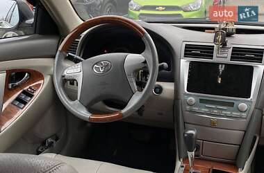 Седан Toyota Camry 2007 в Николаеве