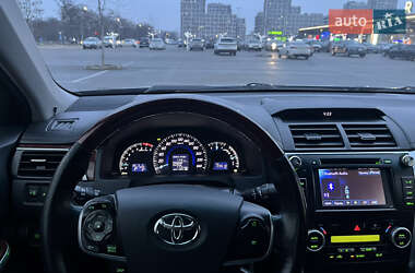 Седан Toyota Camry 2013 в Киеве