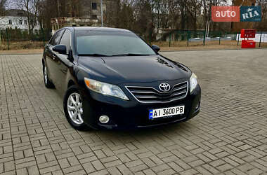 Седан Toyota Camry 2011 в 
