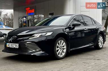 Седан Toyota Camry 2020 в Дніпрі