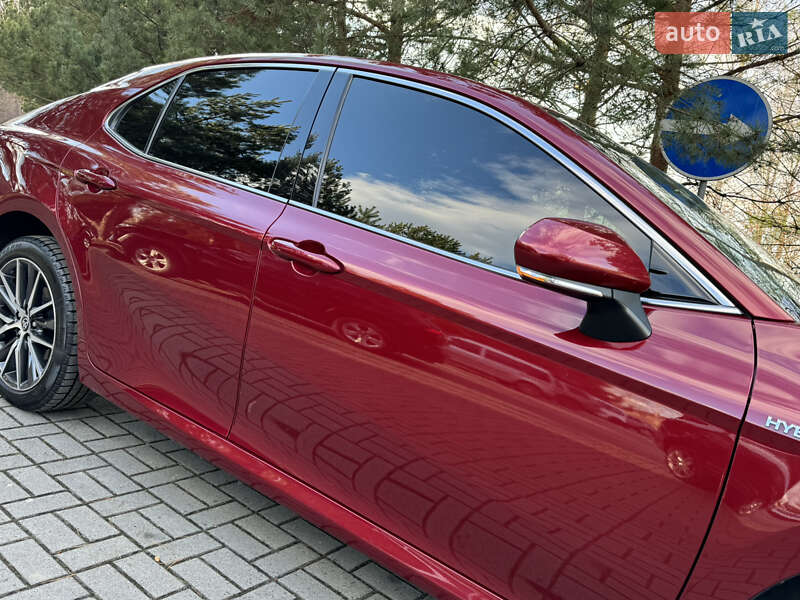 Седан Toyota Camry 2021 в Дрогобыче