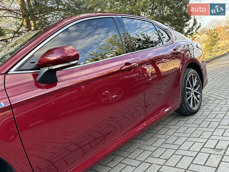 Седан Toyota Camry 2021 в Дрогобыче