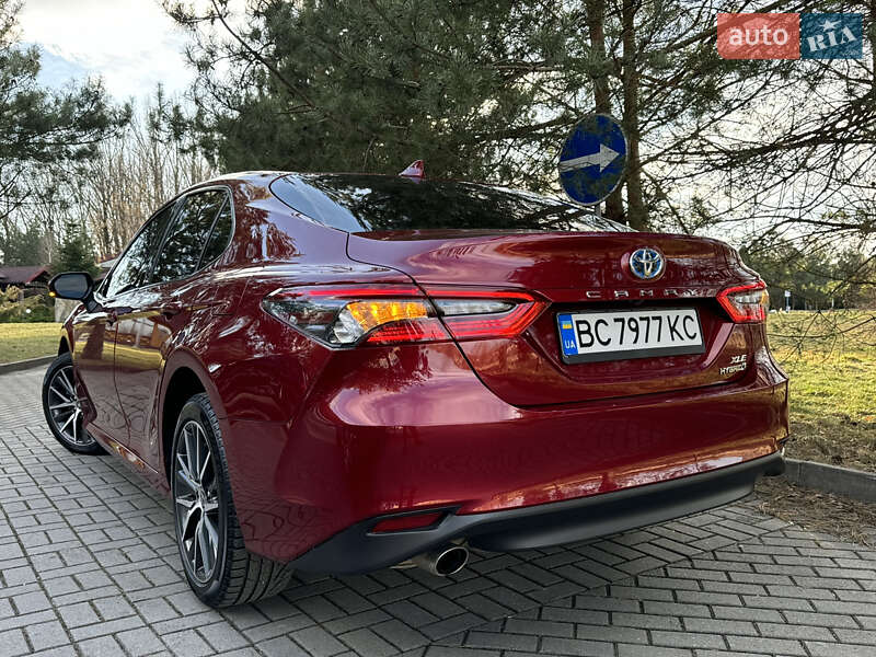 Седан Toyota Camry 2021 в Дрогобыче