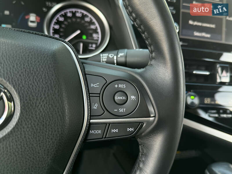 Седан Toyota Camry 2021 в Дрогобыче
