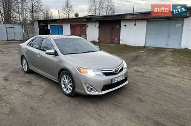 Седан Toyota Camry 2013 в Яворові