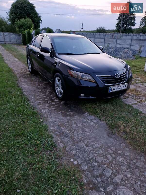 Toyota Camry 2007