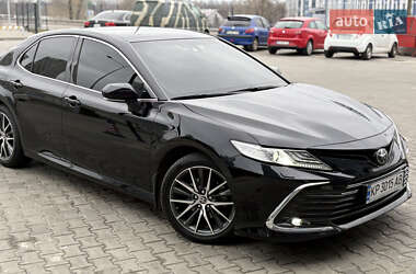 Седан Toyota Camry 2021 в Києві