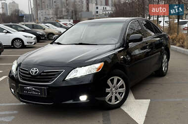 Седан Toyota Camry 2007 в Києві