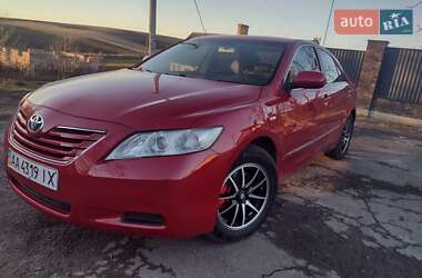 Седан Toyota Camry 2009 в Луцке