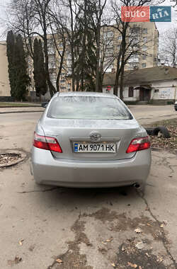 Седан Toyota Camry 2008 в Житомире