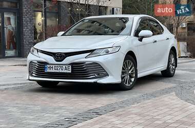 Toyota Camry 2018