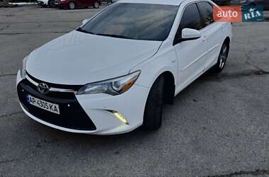 Седан Toyota Camry 2016 в Запоріжжі