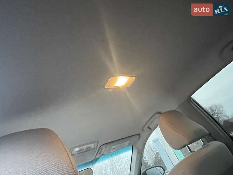 Седан Toyota Camry 2013 в Староконстантинове