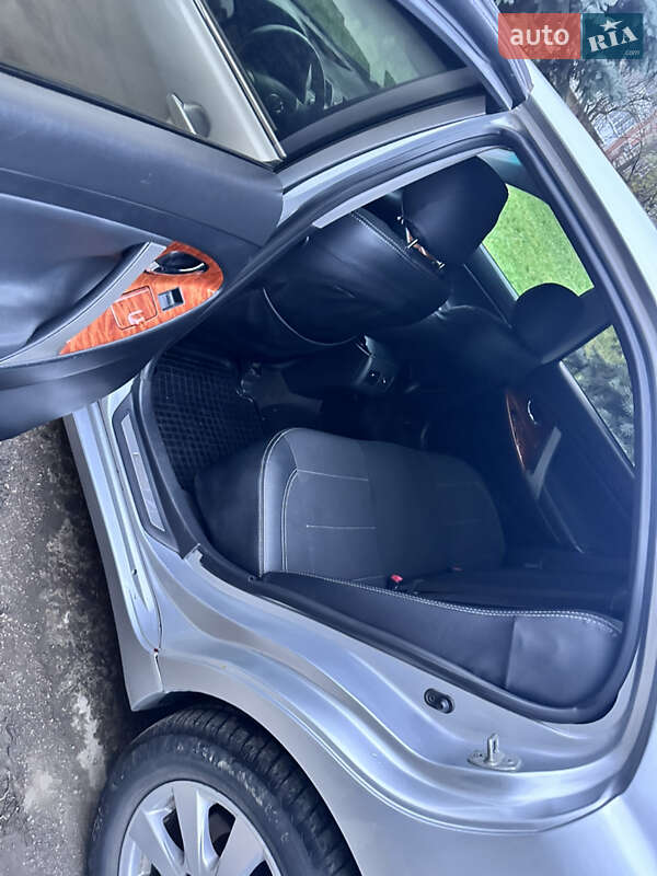 Седан Toyota Camry 2008 в Мукачевому