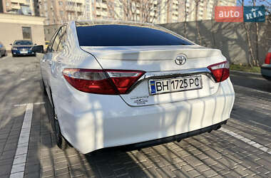 Седан Toyota Camry 2016 в Одесі