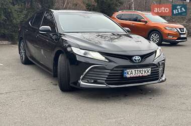 Toyota Camry 2023