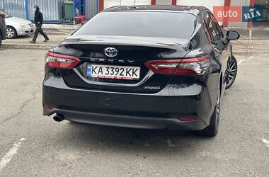 Седан Toyota Camry 2023 в Києві