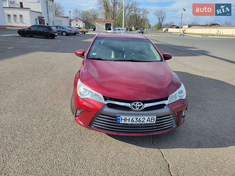 Toyota Camry 2015