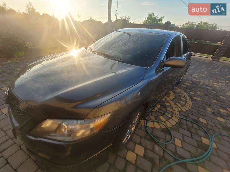 Седан Toyota Camry 2011 в Києві