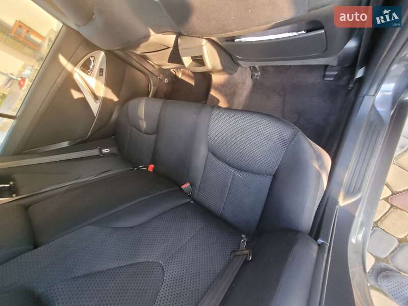 Седан Toyota Camry 2011 в Києві