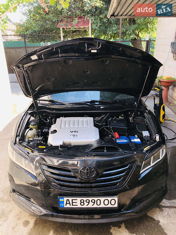 Седан Toyota Camry 2006 в Кривому Розі