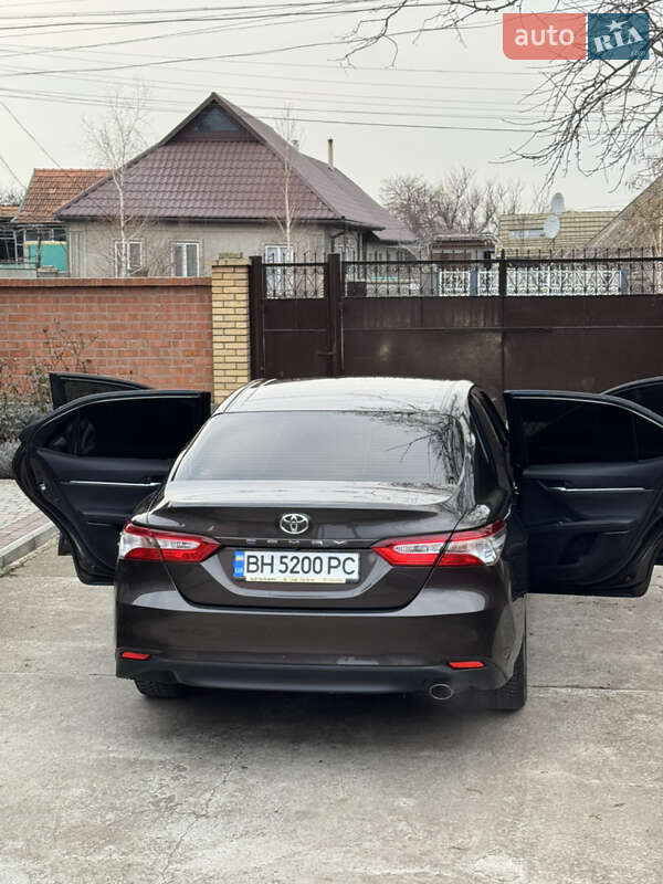Седан Toyota Camry 2018 в Одесі