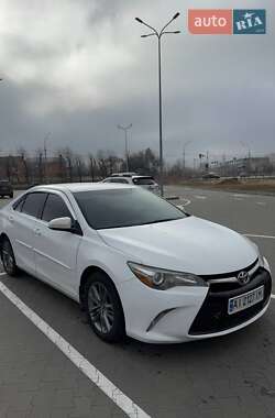 Toyota Camry 2016