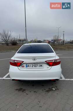 Седан Toyota Camry 2016 в Нових Петрівцях