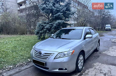 Седан Toyota Camry 2008 в Мукачевому