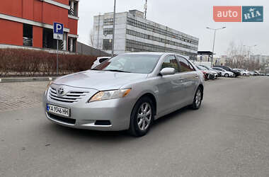 Седан Toyota Camry 2008 в Києві