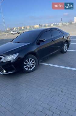 Седан Toyota Camry 2016 в Одессе