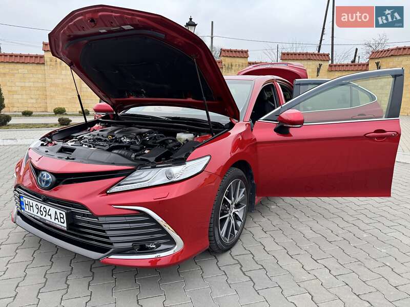 Седан Toyota Camry 2022 в Измаиле